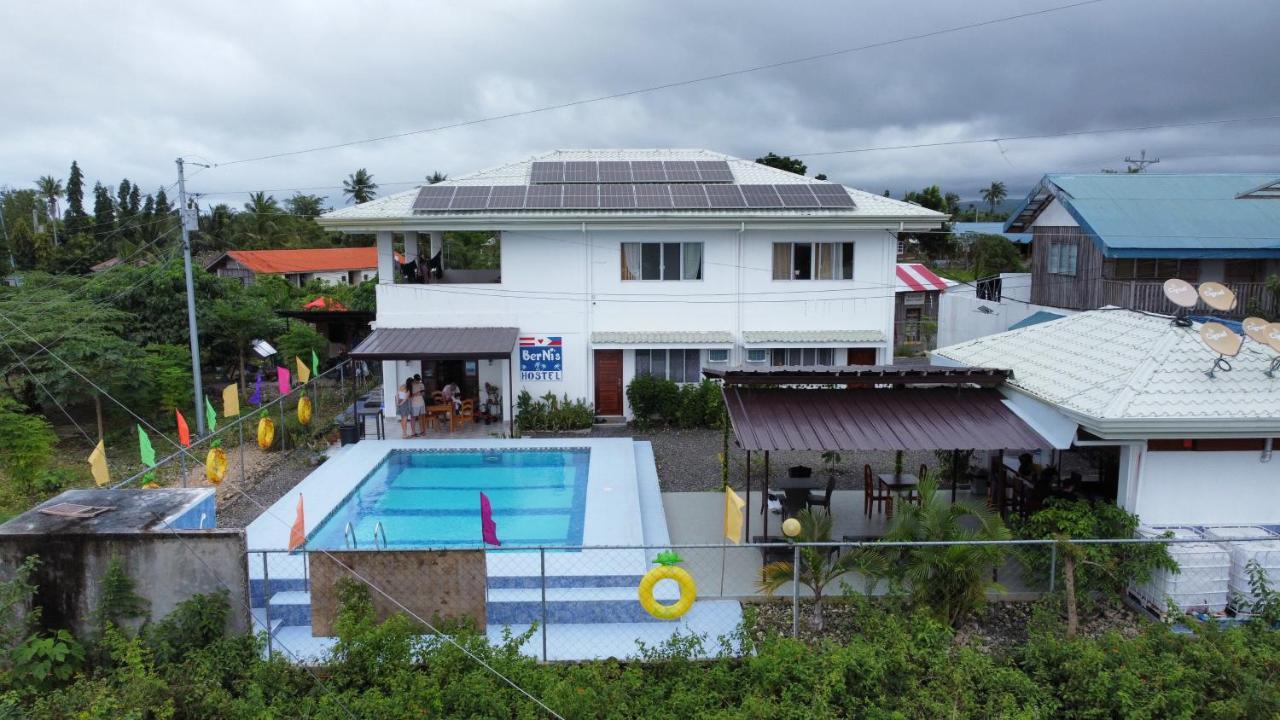 Bernis Hostel Moalboal Extérieur photo
